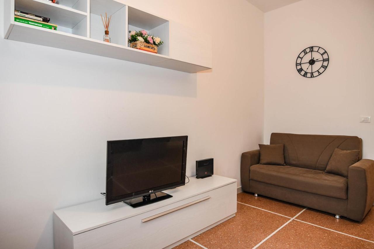 Fontanesi Suite Bologna Bagian luar foto